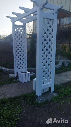 Пергола деревянная
