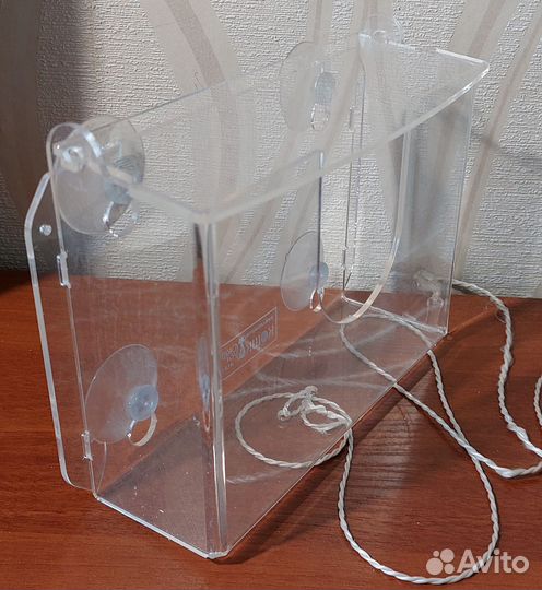 Оконная кормушка для птиц чижик