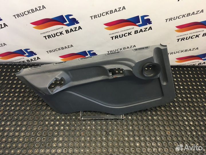 1346165 Обшивка двери левой Scania 4-series