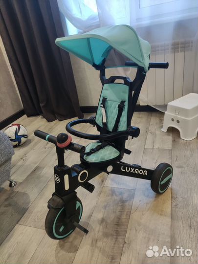 Трёхколёсный велосипед luxmom с родительской ручко