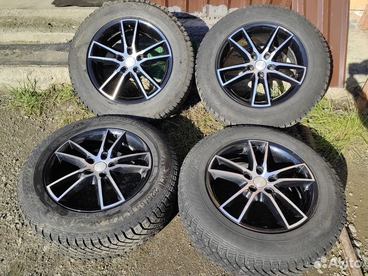 R17 Gislaved Nord Frost 200 225/65, PCD 5x114.3 DIA 67.1