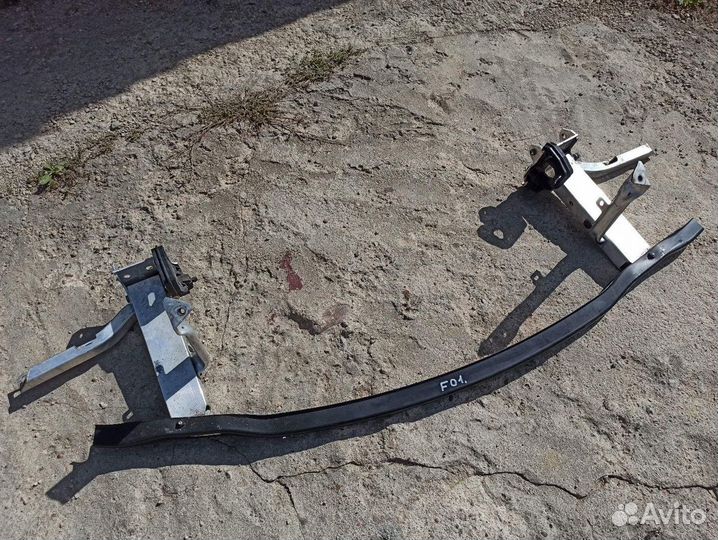 Усилитель переднего бампера BMW 7 F01/F02 2011