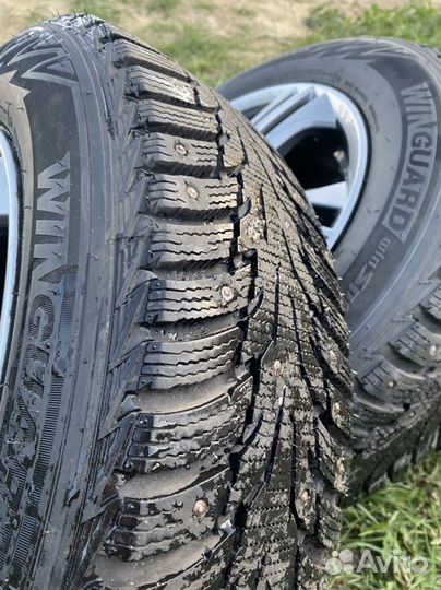 R15 Nexen Winguard WinSpike WH62 185/65, PCD 5x114.3 DIA 20