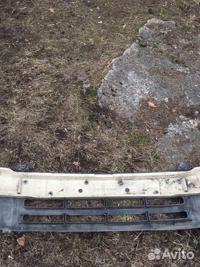 Передний бампер опель мовано