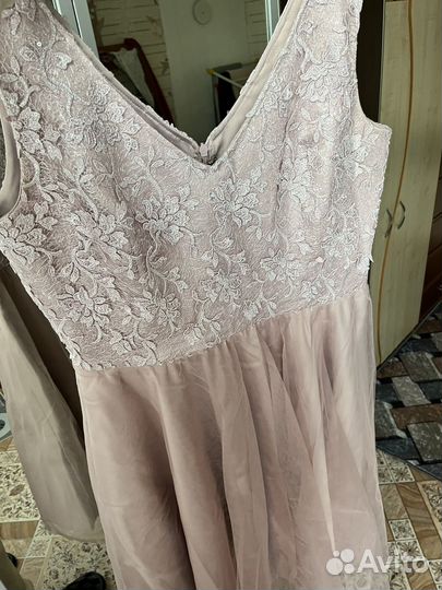 Вечернее платье