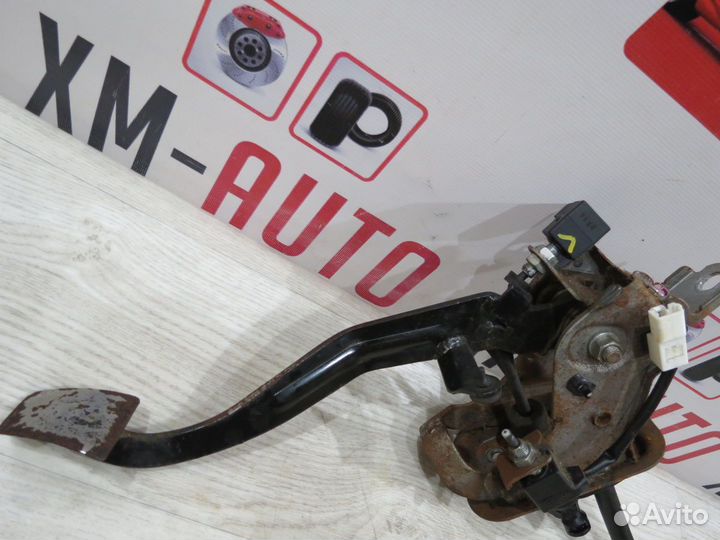 Педаль сцепления Kia Cerato