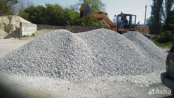 Доставка чернозëма песка, щебня