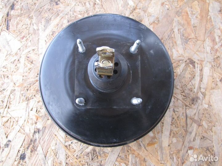 Вакуумный усилитель Toyota Avensis 2