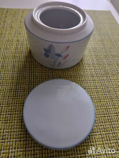 Посуда для сервировки стола