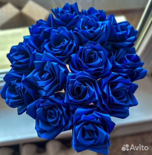 Цветы из атласной лент