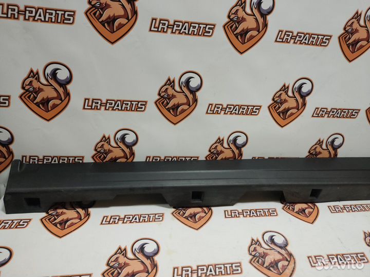 Молдинг порога правый Дискавери Спорт L550