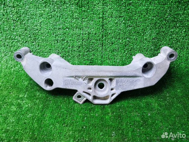 Кронштейн двигателя правый Mini Cooper 1 (2000-20