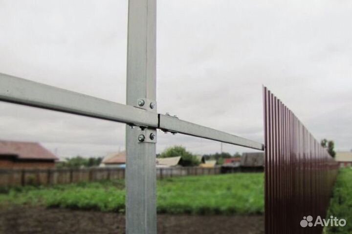 Столбы для забора металлические