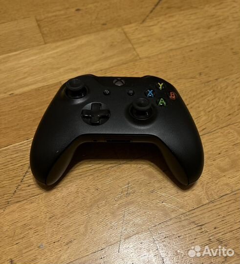 Геймпад xbox One