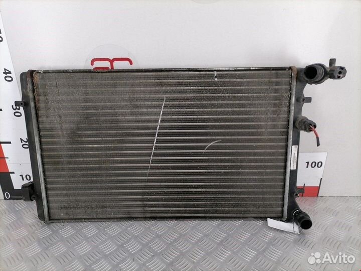 Радиатор основной для Volkswagen Golf 4
