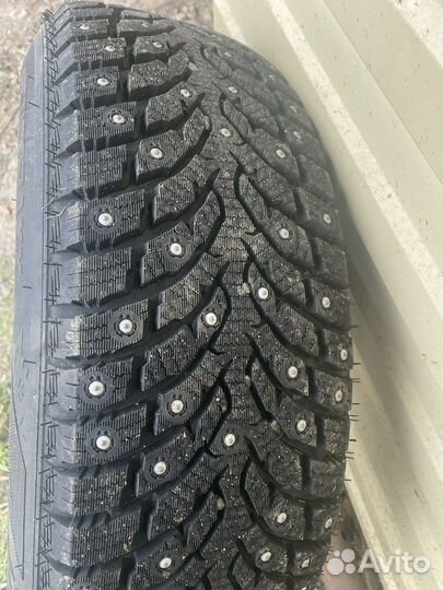 Arctic Trucks AT405 205/70 R15