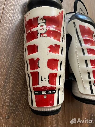 Наколенники в хорошем сострянии, 10** R, 25 cm