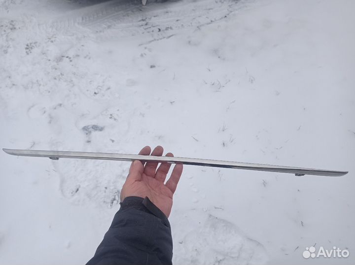 Накладка тайота рав 4