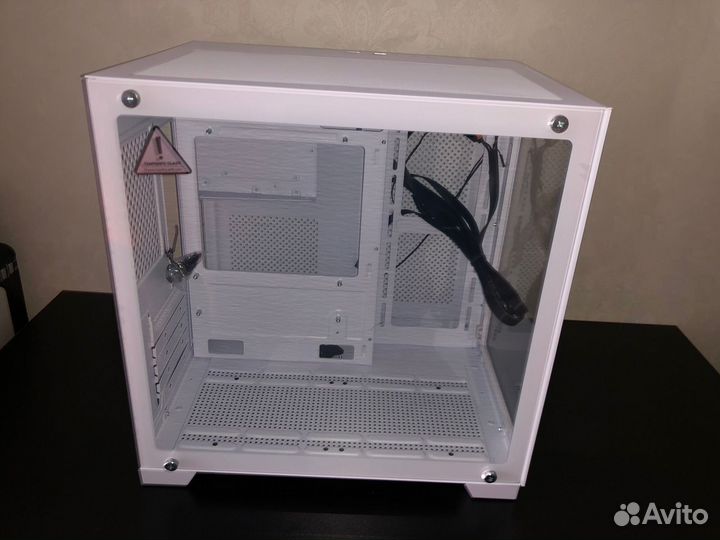 Новый игровой корпус для пк аквариум куб (mATX)