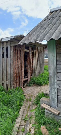 Дом 70 м² на участке 9,8 га