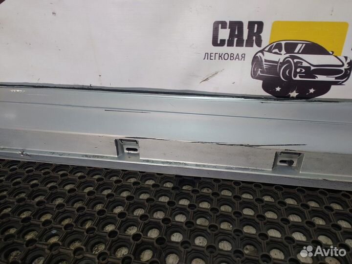 Накладка на порог (наружная) правая R