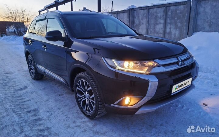 Mitsubishi Outlander 2.0 CVT, 2016, 138 300 км