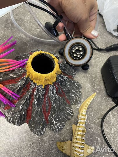 Фильтр для аквариума мощный+украшения