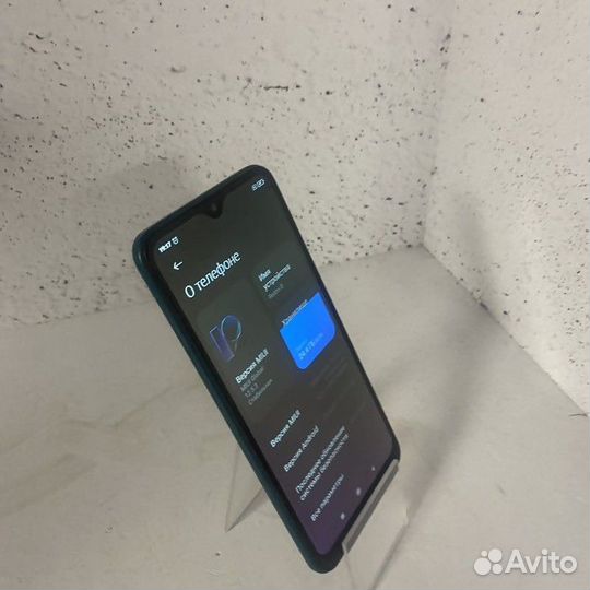 Xiaomi Redmi 8, 3/32 ГБ