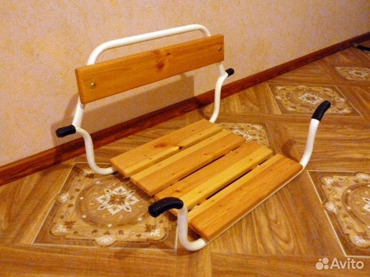 Сиденье в ванную для инвалидов