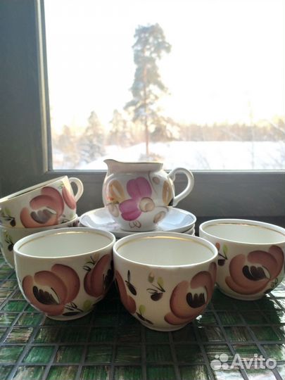 Чашки, молочник, блюдца вфз, роспись 