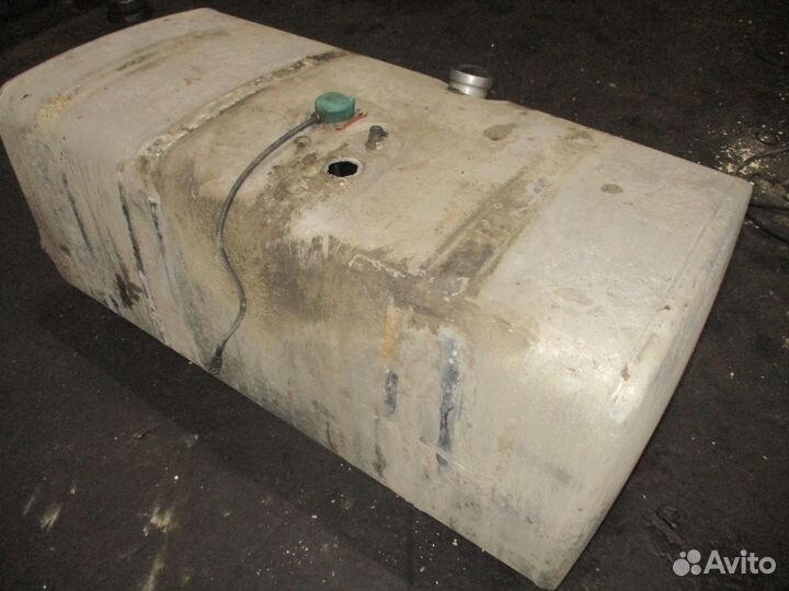 Топливный бак 600 л. Scania 1517308