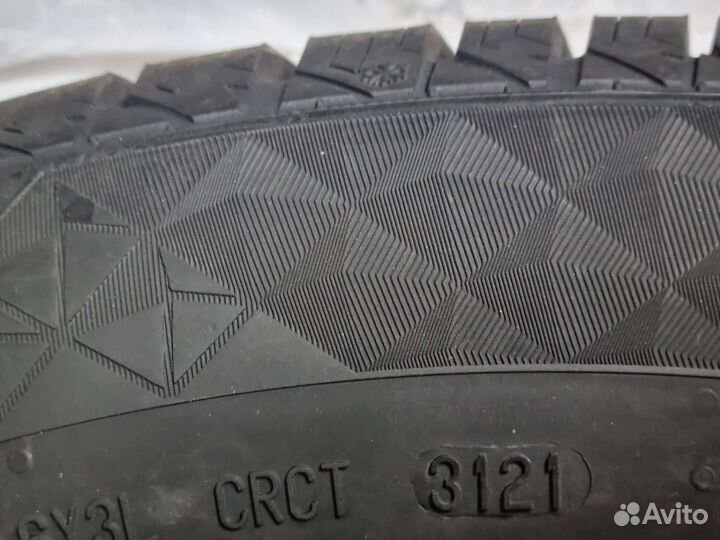 Continental ContiVikingContact 7 235/55 R18 104T