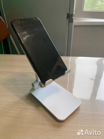 Держатель для телефона / Подставка для телефона на