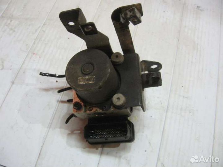 Блок ABS (насос) Hyundai Solaris 2010-2017