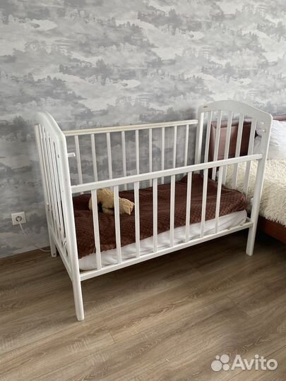 Детская кроватка 120х60 с продольным маятником