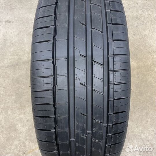 Hankook Ventus S1 Evo3 SUV K127A 295/40 R21