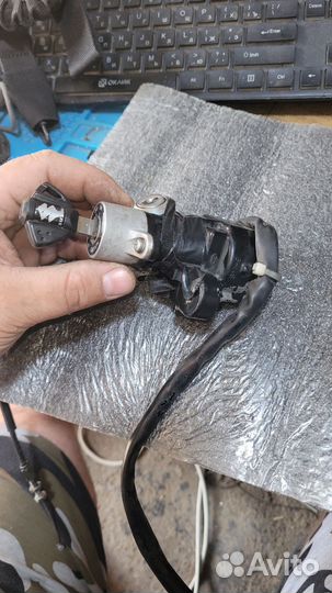 Замок зажигания gsxr K1