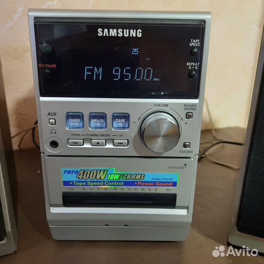 Музыкальный центр Samsung MM-ZJ5