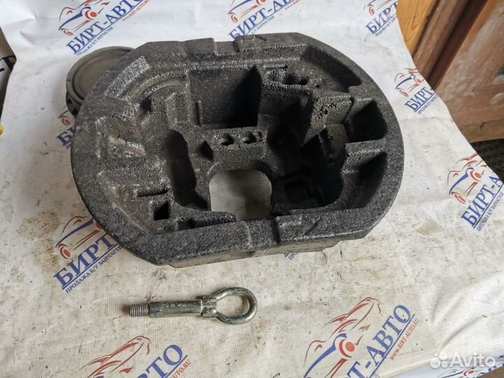 Буксировочная петля Skoda Roomster