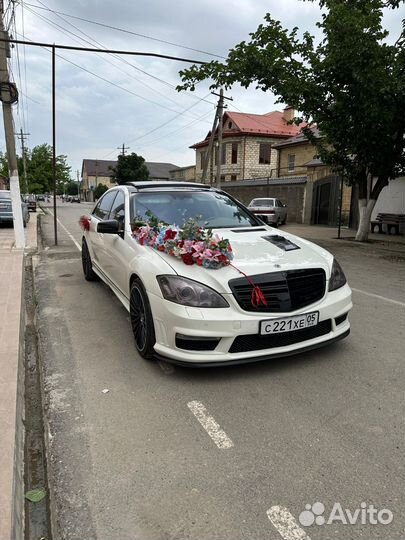 Прокат авто на свадьбу