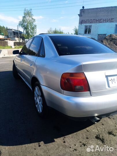 Audi A4 1.6 МТ, 1997, 349 000 км