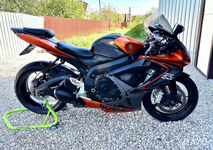 Suzuki GSX-R750 K6-K7