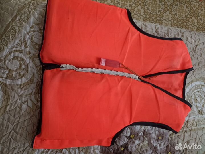 Спасательный жилет для детей