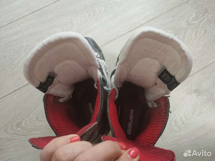 Хоккейные коньки bauer vapor