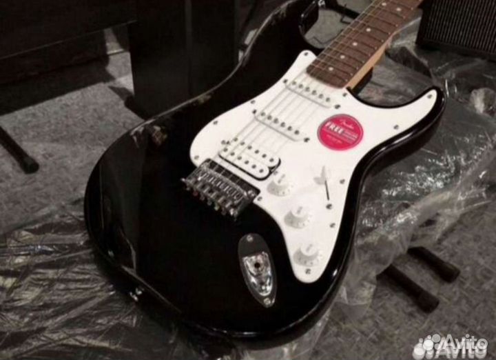 Электрогитары Fender Square Чёрный стратокастер