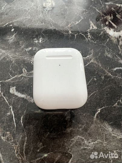Беспроводные наушники apple airpods
