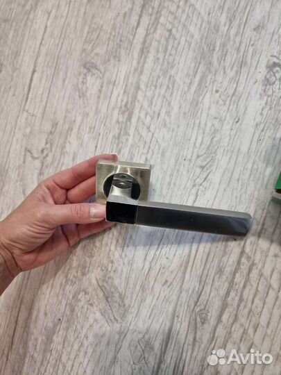 Ручка для межкомнатной двери,новая