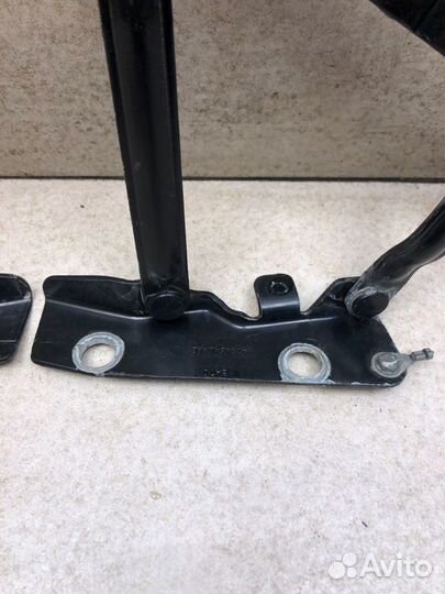 Петли капота Chrysler Pt Cruiser EDZ 2.4 2001