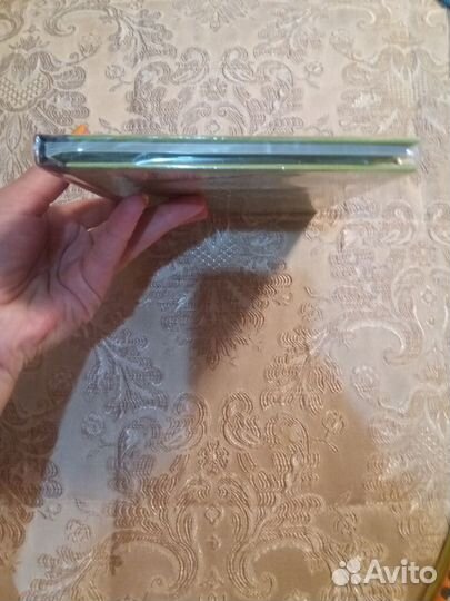 Книга-Журнал Постороним вход воспрещен и DVD