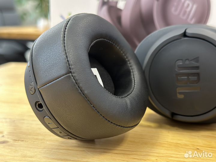 Беспроводный наушники JBL Tune 760nc